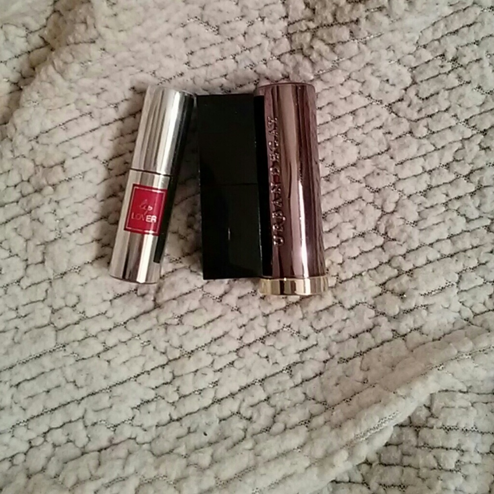 Red lip set
